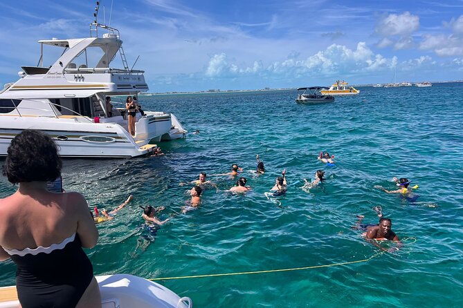 Turks and Caicos Full-Day Luxury Private Yacht Charter - Lunch on the water: buffet timing that doesn’t wreck the day