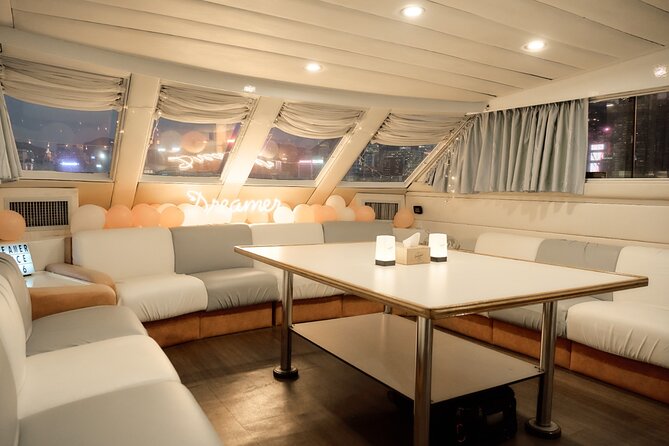 Victoria Harbour Yacht Night Cruise - DREAMER:Tourguide & Photos - Free soft photo copies, plus help getting a real skyline shot