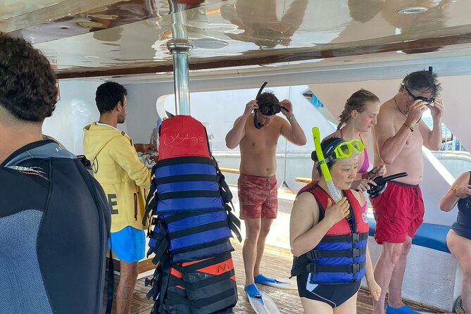 VIP Luxury yacht Snorkeling &Discover Orange Bay island _hurghada - Orange Bay by VIP yacht: what the 8-hour rhythm looks like