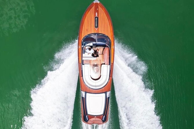 VIP Private Luxury Boat Tour - Riva Aquariva Yacht Venice - What you see in 4 hours: the lagoon route that keeps momentum