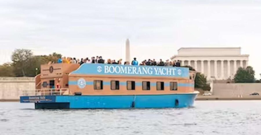 Washington, DC: Potomac River Yacht Cruise with Open Bar - Open Bar and DJ Energy: How the Party Actually Runs