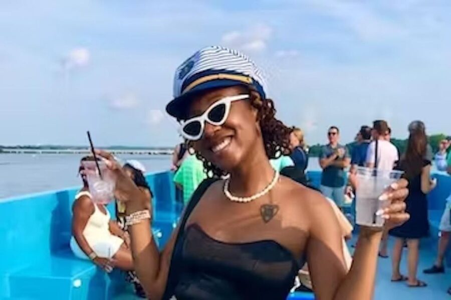 Washington, DC: Potomac River Yacht Cruise with Open Bar - FAQ