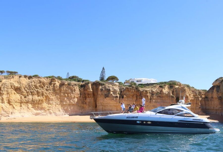 Xclusive Luxury Yacht Albufeira - Price and value: what $1,178 for up to 12 people really means