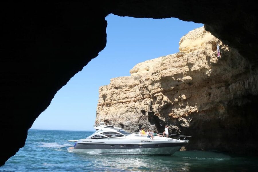 Xclusive Luxury Yacht Albufeira - Who this cruise fits best in Albufeira