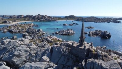 Yacht catamaran trip to the Lavezzi Islands - Lavezzi (or Cavallo): why the natural reserve water is the whole point