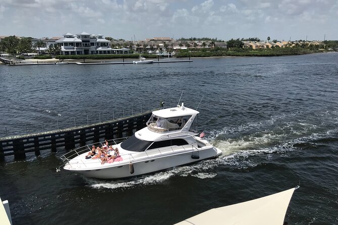 Yacht Charter in Palm Beach with Crew - Key highlights worth circling on your calendar