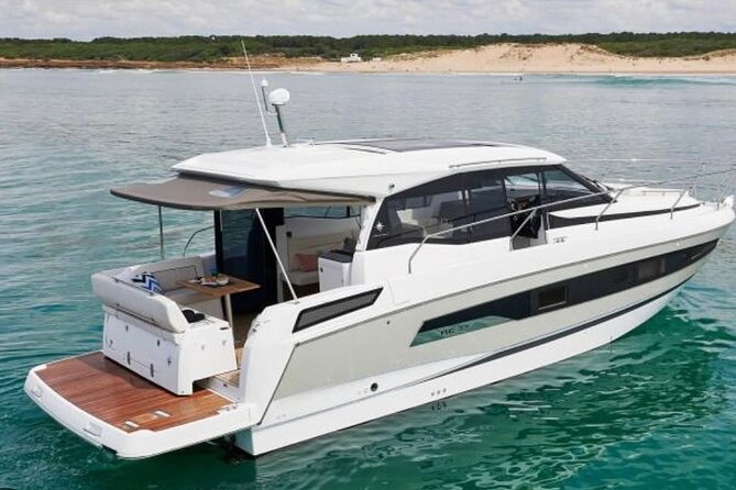 Yacht Cruise Excursion to 6 Bridges on the Douro - Why this 6-bridge Douro cruise feels different