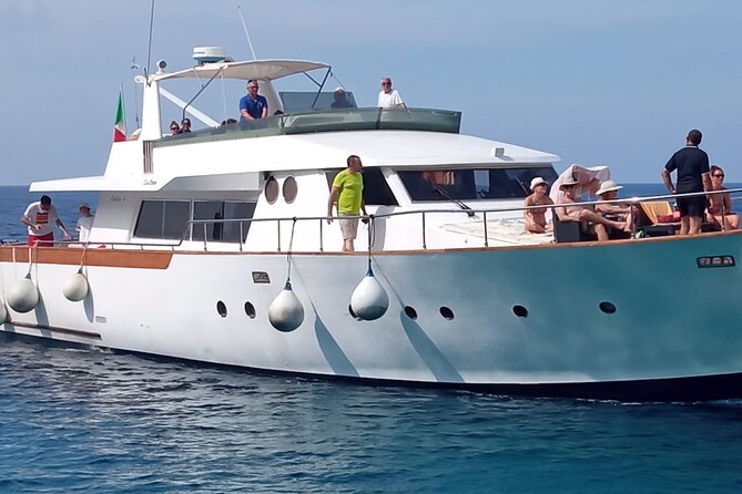 Yacht excursion Shalimar IV - Lunch on board: Trapanese rustic comfort (and wine if you want it)