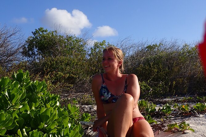 Yacht tour with local guide & snorkeling activities - Itinerary flow: what you do, in order