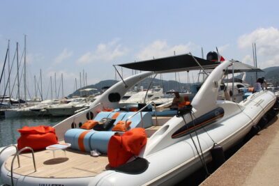 Yacht YES DARLING - Private Boat St Martin, St Barth & Anguilla - Price and value: what $6,448.44 per group really buys